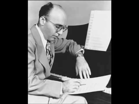 Kurt Weill Sings and plays 
