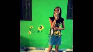 Thais B . Gritai Cassiane