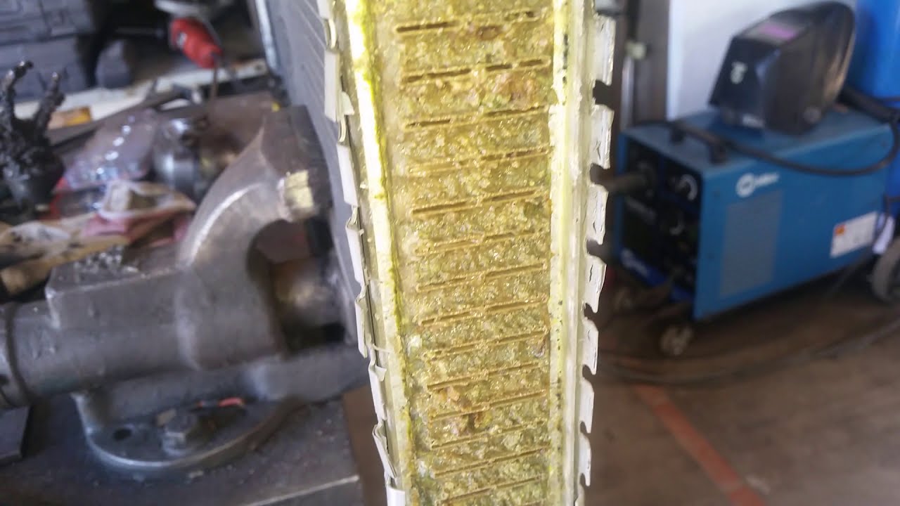 Esto es lo que pasa si le echas tapafugas al radiador