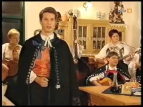 Hodmo čemo se prošetat-Tamburizza Ivan Vuković feat. Robert Maszl