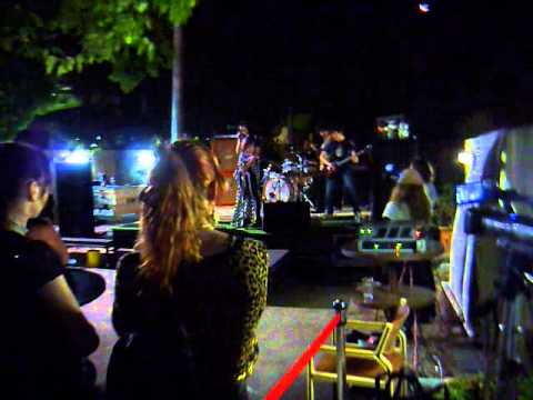 Smoking Martha - "Hold On You"   (live @ Queensport Hotel 19 Oct 2012)