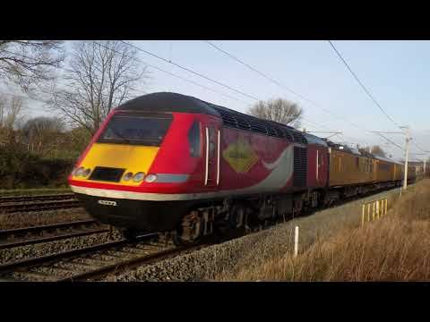 WCML Trains at Bamfurlong - 31st December 2021