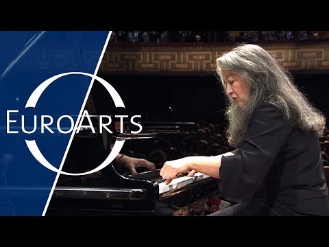 Martha Argerich: Ravel - Piano Concerto in G Major | Nobel Prize Concert 2009