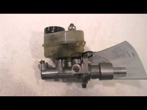 1987 Mercedes 190E Brake master cylinder - mbiparts.com Used OEM Mercedes Parts - Dismantlers... OEM