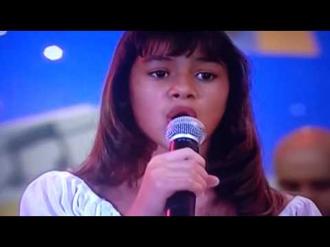 Camilla Faustino-Reprise no Canal ViVa no Programa Gente Inocente. Na época com 11 Anos