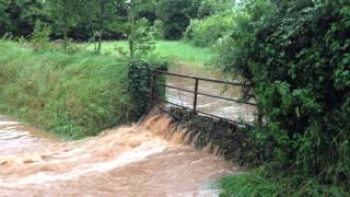 preview picture of video 'Flood water in devon'