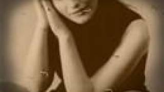 TU NOMBRE EN MAYUSCULAS - LAURA PAUSINI