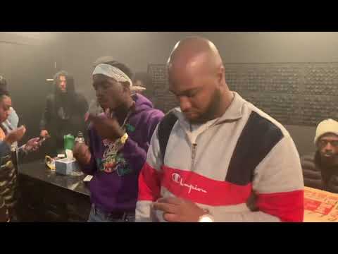 Momo x Foogiano 🙅🏾‍♂️ (No Extras In Studio Performance) 🙅🏾‍♂️