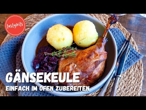 Crispy goose legs with a delicious sauce. Traditional German Christmas RECIPE!
