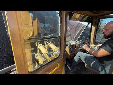 Caterpillar 992C Wheel Loader Loads Coal in One Pass at a Busy Coal Mine 4k - S.G.M Melidis