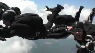 preview picture of video 'Fort Benning Silver Wings Parachute team'