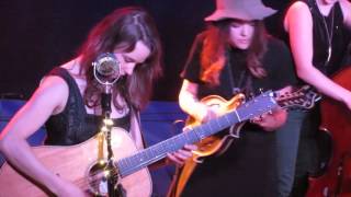 Della Mae - Turtle Dove - Live @ The Sinclair