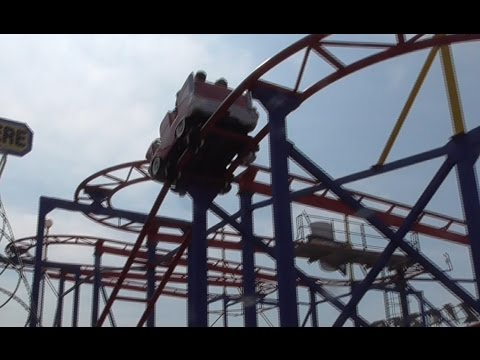 Off-ride footage of a Doo Wopper train