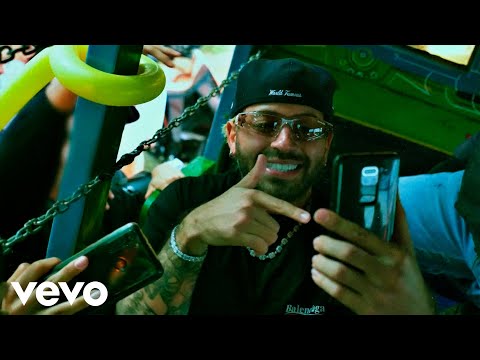 Feid, Manuel Turizo - Tú me Llamas  (Video Oficial)