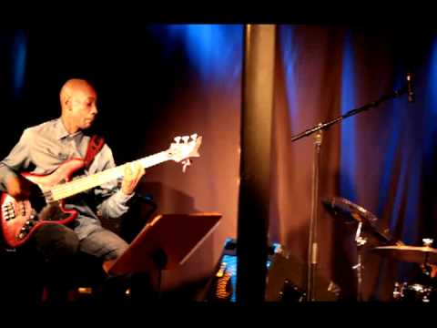 REGGIE WASHINGTON TRIO @ PORGY & BESS TERNEUZEN