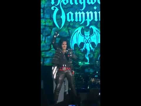 Hollywood Vampires - I Want My Now - Moscow