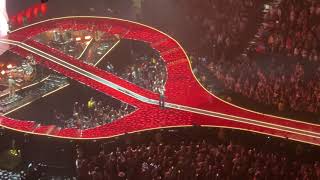 Download lagu Benson Boone - When The Party's Over Billie Eilish Cover) Philadelphia mp3