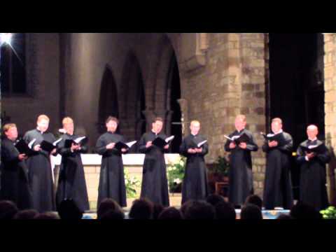 "Отговорила роща золотая" - Мужской хор "Александр Невский" - солисты: Ю.Даньшин и Б.Саценко