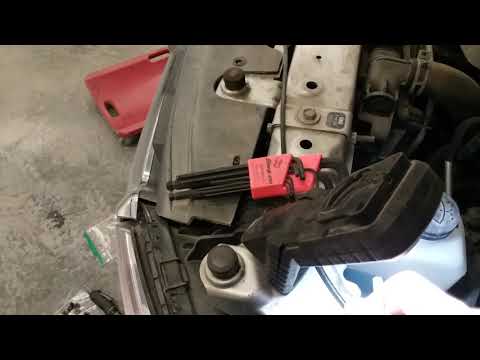 How to Adjust the Head Lights on a Chevy Colorado