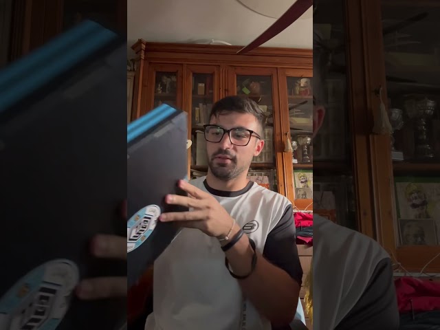 Vídeo relacionado con Botella Personalizada Fútbol Celta | Regalo Original para Aficionados | Camisetas Equipos Futbol | Niño/a Aluminio 500 ml (Celta)