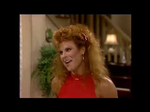 Female Muscle clip 216 - Mama's Family