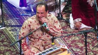 Rahat Fateh Ali Khan singing Teri Meri Live (Bodyguard)