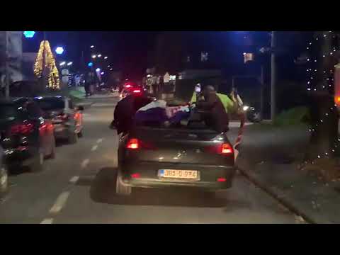 VITEZ (BiH): Veliko slavlje na ulicama nakon pobjede Hrvatske protiv Brazila