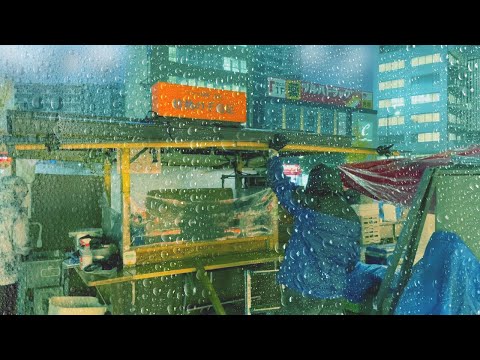 YATAI in a RAINSTORM! How to Set Up a Japanese Food Stand in Heavy Rain