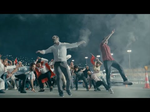 Vakit Gelir - 15 Temmuz Şehitlerimizi Rahmet ve Minnetle Anıyoruz