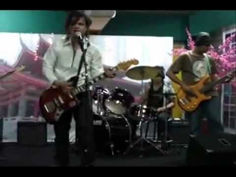 L'Arc~en~Ciel - Driver's High (Cover by D'ark Rose) at Gramedia comic festival