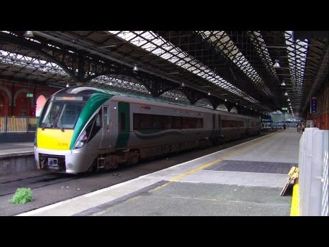 29000 & 22000 Class DMU trains at Connolly Station