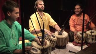 Tabla Trio 2 - Dan Weiss, Dibyarka Chatterjee & Stephen Cellucci
