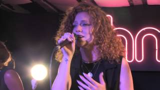 Jess Glynne -  Ain&#39;t Got Far To Go (Live @ 363 Oxford Street)