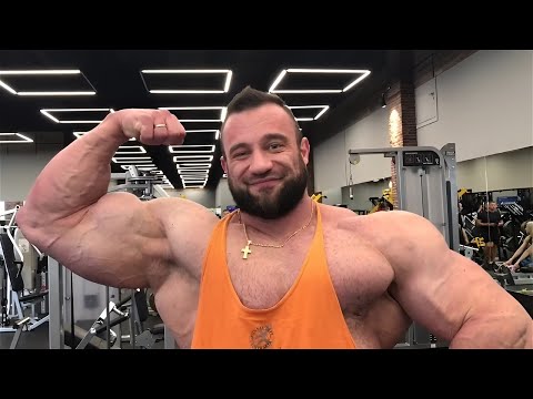 RUSSIAN MUSCLE MASS - IFBB Pro bodybuilder Aleksey Kuznetsov - Flexing & Workout