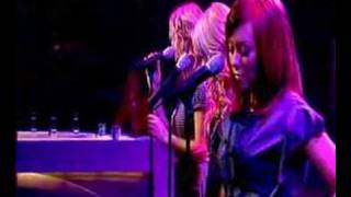 Atomic Kitten - Anyone Who Had A Heart