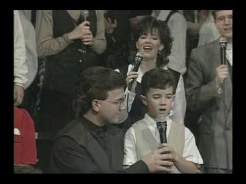 download lagu mp3 mp4 Jonas Brothers Dad Pastor, download lagu Jonas Brothers Dad Pastor gratis, unduh video klip Jonas Brothers Dad Pastor