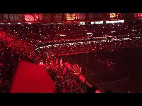 Torcida Os Fanáticos - "E somos a maior"