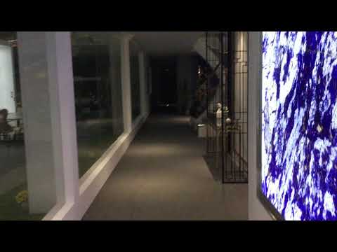 BroadwayStone.com - LED luminous marble showroom 04