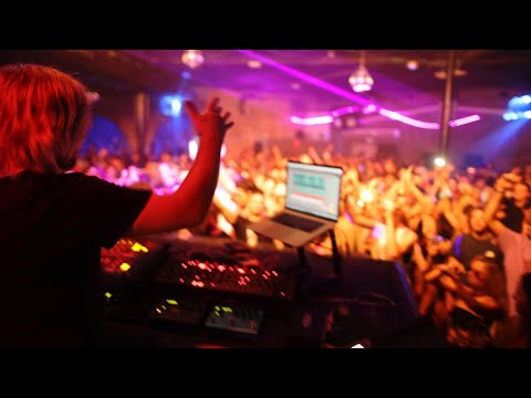 Hannes Bieger live at DC-10, Ibiza, for Awesome Soundwave