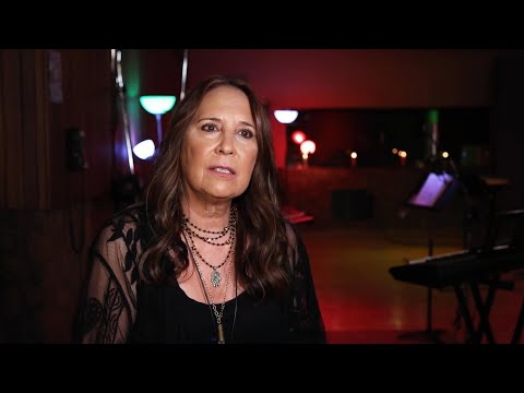 ✅  30 Jahre „Bacardi Feeling (Summer Dreamin')“: Was wurde aus Sängerin Kate Yanai?