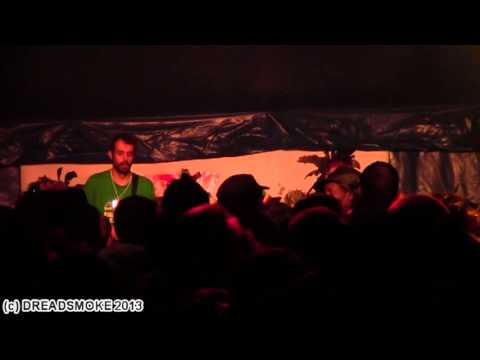 KANKA ft bassman @ reggae bus #3 corner - bass di dub revolution pt4 \ 13-09-2013