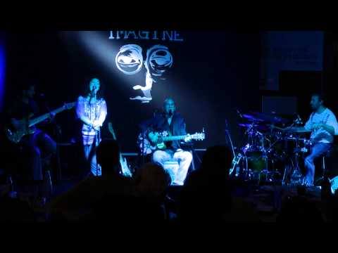 BERMUDA ACOUSTIC TRIO - COMFORTABLY NUMB - Live at CONAMARA (PD)