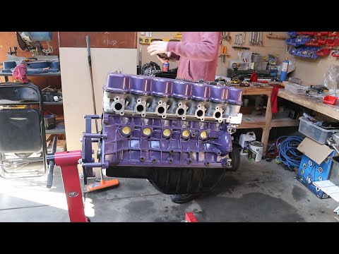 Ford ED Falcon Engine Rebuild part 1