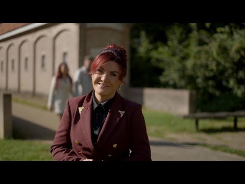 Priscilla Ophof - Ze Mogen Praten (Officiële Video)