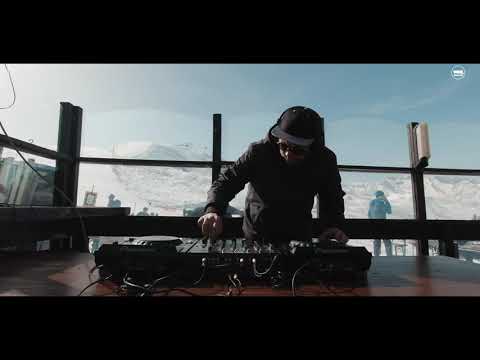 Fabio Vee Dj set Deep House Mix 2021 includes music from Elderbrook, Nora En Pure, Dusky, Regard