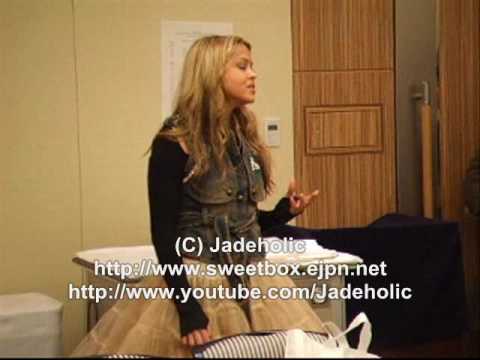 JADE VALERIE (sweetbox 4th singer) sings @ Meet & Greet in Japan (2006)