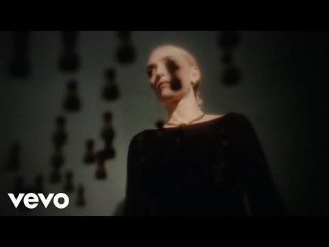 Mara Sattei - everest (Official Visual Video) ft. thasup