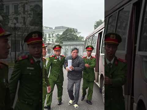 Tháp ngàn tỉ “đắp chiếu”, cựu Chủ tịch Tổng công ty Xi măng Việt Nam hầu toà #tinnong24h #tinnong