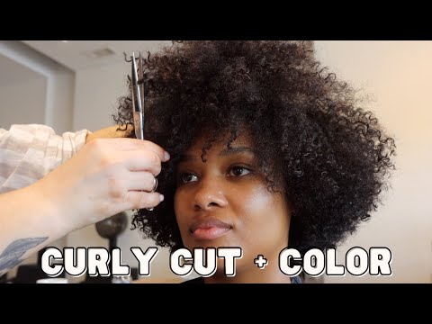come to the salon with me! another curly hair cut and...