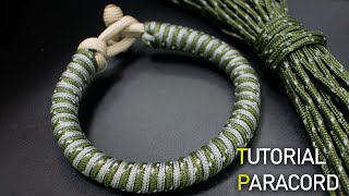 Reflective paracord, an easy bracelet to make and to walk at night